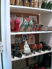 Cool Idea: Shoe Closet Bulletin Board Cool Idea: Shoe Closet Bulletin Board