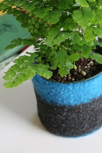 Etsy Find: Turquoise and Grey Felted Wool Bowl