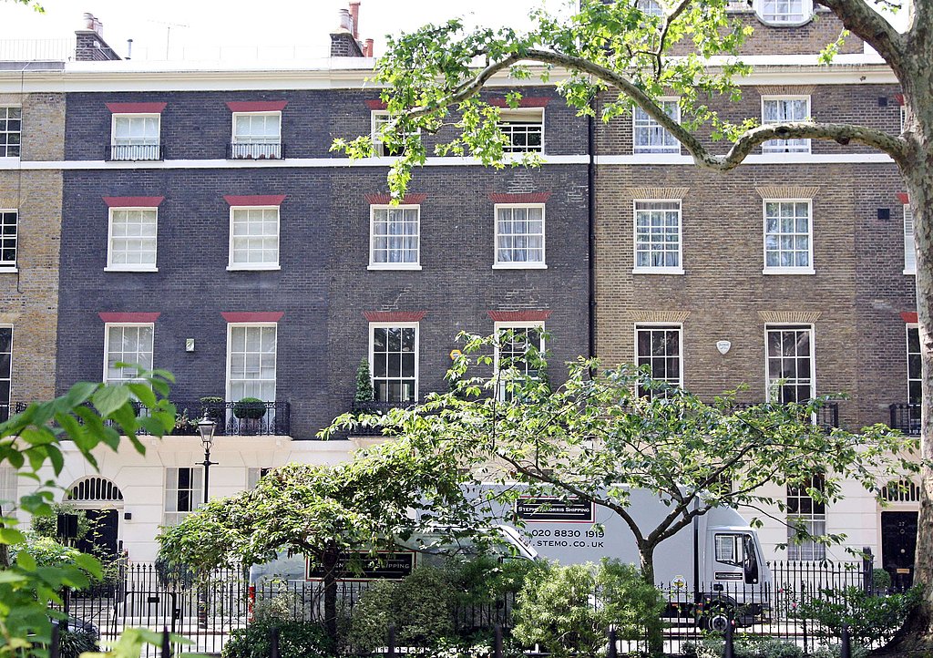 Celeb Coveted Cribs: Life in London Celeb Coveted Cribs: Life in London