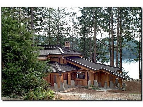 Coveted Crib: An Eco-Chic Island Home