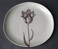 Etsy Find: Open Tulip Serving Platter Etsy Find: Open Tulip Serving Platter