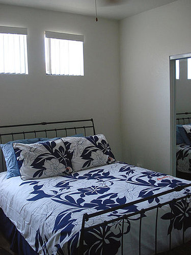 Before and After: Pinupsweetheart's Gorgeous Boudoir Walls
