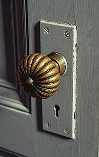 How-To: Replace a Doorknob