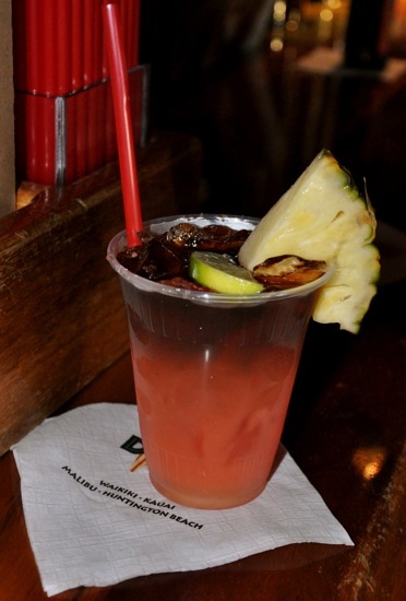 Mai Tai on Waikiki Beach Mai Tai on Waikiki Beach