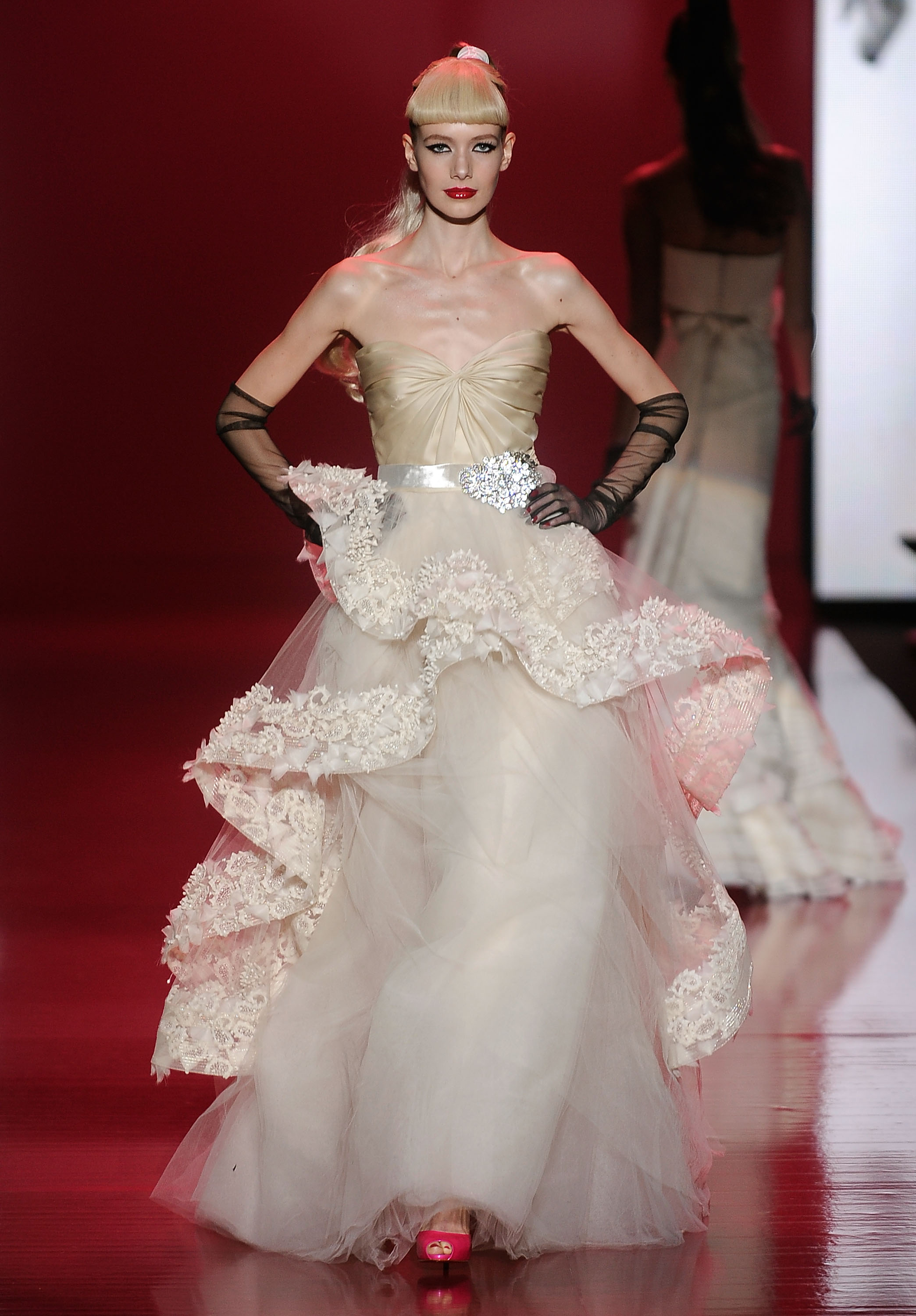 Monique Lhuillier Monique Lhuillier