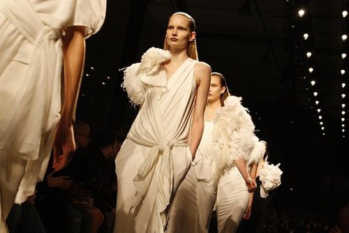 2009 Fall Paris Fashion Week: Givenchy 