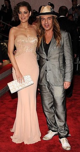 Photo of Marion Cotillard and John Galliano at 2009 Met Costume Institute Gala