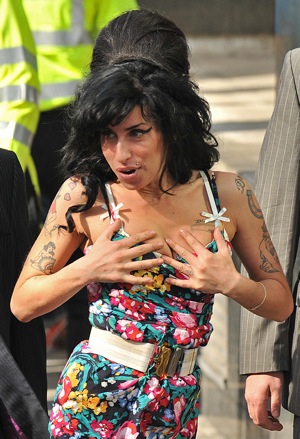 Singer Amy Winehouse to Design Clothing Collection with Britsh Label PPQ