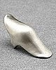 The Look For Less: Robert Lee Morris For Elizabeth and James Knuckle Ring 