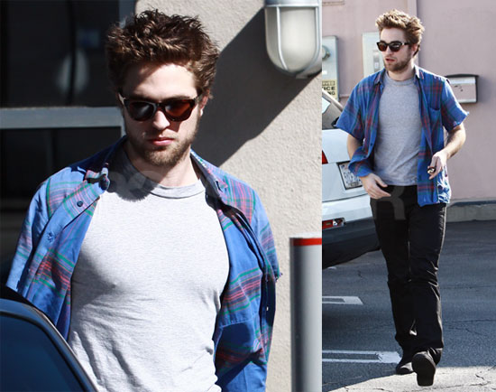 Pattinson Running Errands