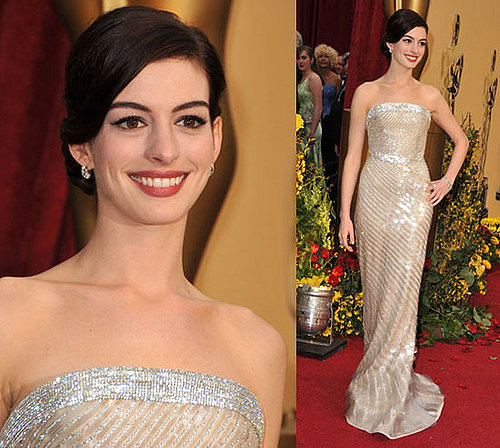 Photos of Anne Hathaway at the 2009 Oscars