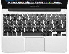 Apple's Macbook Mini Netbook Photos Are Probably Fake