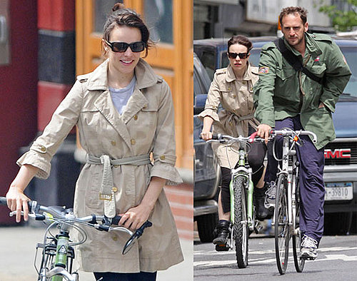 Photos of Rachel McAdams and Josh Lucas Riding Bikes in NYC