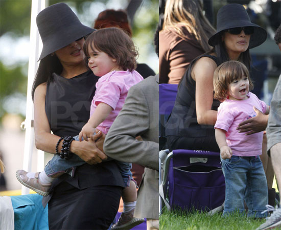 Salma and Valentina on Set 