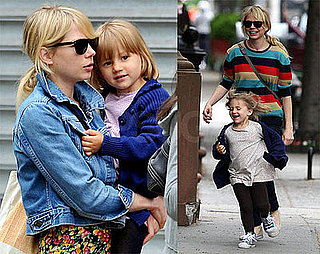 Photos of Michelle Williams and Matilda Ledger Together in Brooklyn 2009-05-18 14:30:28