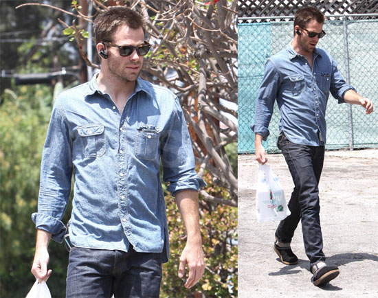 Chris Pine Heads to 7-11