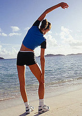 How to Stretch the Sides of Your Torso How to Stretch the Sides of Your Torso