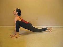 Push-Up Variation: Push-Up With Alternating Lunges