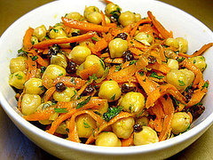 Recipe for Chickpea, Carrot, and Currant Salad