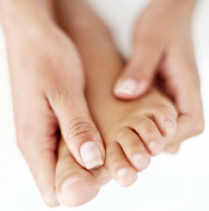 Fit Tip: Massage Legs Before Slipping on Sneaks 