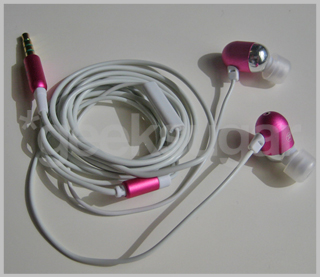 Radius' Atomic Bass Earphones Are Affordable, Stylish and Worth Every Penny