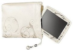Daily Tech: TomTom GPS Device Gets Glammed Up Daily Tech: TomTom GPS Device Gets Glammed Up