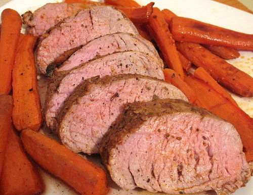 Spice Up Your Summer With Chili-Rubbed Pork Tenderloin 