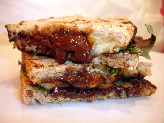 Recipe For Giada De Laurentiis's Chocolate and Brie Panini Recipe For Giada De Laurentiis's Chocolate and Brie Panini