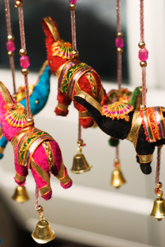 Come Party With Me: Indian Dinner — The Look Come Party With Me: Indian Dinner — The Look