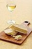 Cheese Pairs Better With White Wine Than Red