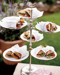 Roasted Red Pepper Sandwiches With Tapenade and Basil Roasted Red Pepper Sandwiches With Tapenade and Basil