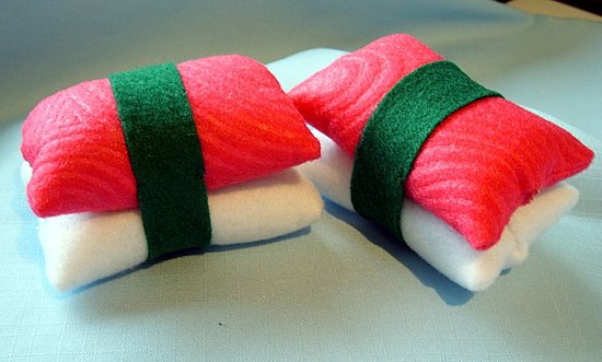 Nigiri Sushi Organic Catnip Toy Nigiri Sushi Organic Catnip Toy