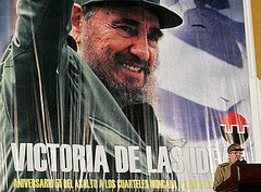 Loco? US Lawmakers Meet With Fidel Castro
