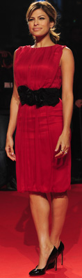Celeb Style: Eva Mendes