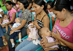 Four Ways Mothers Share Breastmilk 