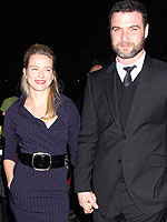 Lil Links: Naomi Watts Shares Sasha's Favorite Words