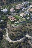 Rihanna to buy Christina’s old house