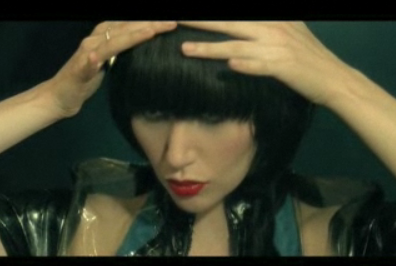 Get the Look: Karen O in "Zero" 