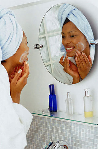 How Do You Defog Your Bathroom Mirror? 