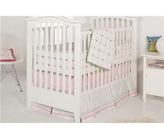 Whistle and Wink's Tufted Bedding