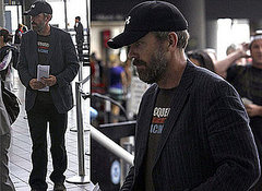 Photos Of House Star Hugh Laurie At LAX, Talking About Stephen Fry's Obsession With Twitter