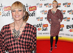 Sara Cox on the 2009 Brit Awards Red Carpet