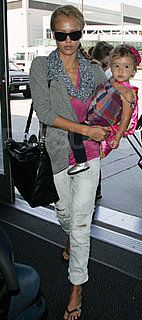 Travel Style: Jessica Alba