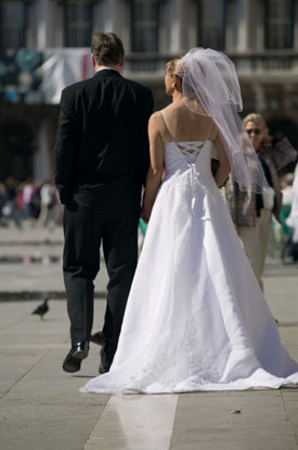Awkward! Wedding Planning With Fiancé Causing Tension
