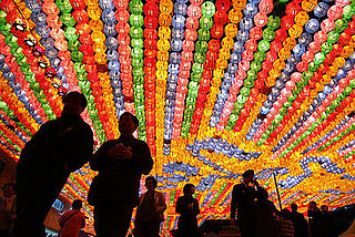 Oh Snap! South Korea (En)lights Up For Buddha's Birthday 