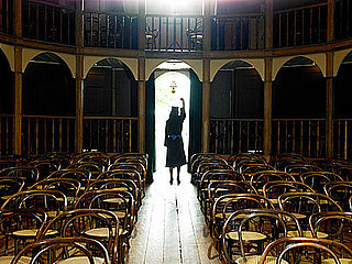 School Tells Girl: Wear a Dress or Skip Graduation 