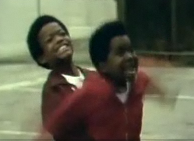Très Bizarre: Diff'rent Strokes Gets Spooky