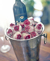 Casa Quickie: Rose Ice Cubes
