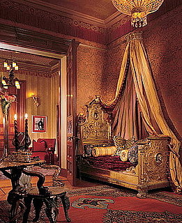 A Hollywood Actor's Opulent Home