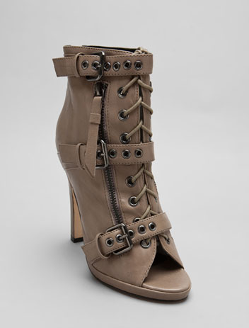 DOLCE VITA Vince Sandal in Taupe at Revolve Clothing - Free Shipping!